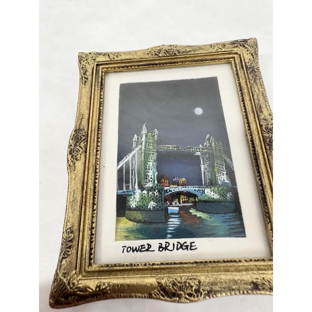 N/A charming miniature